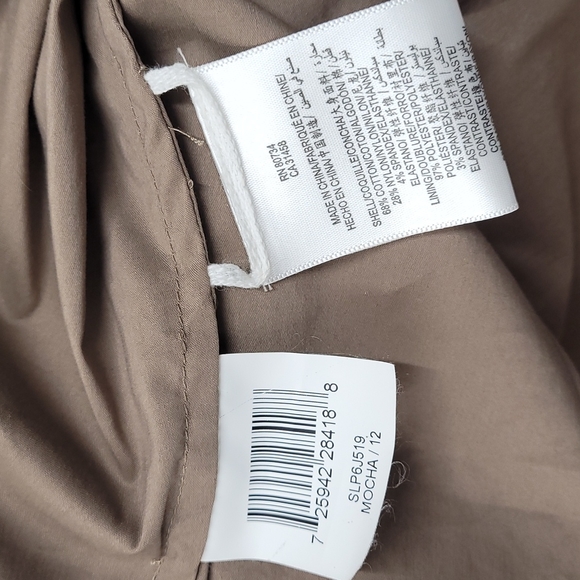 Lovely NWT BCBG summer dress size 12 missing belt and small mark under ruffle - Picture 8 of 8